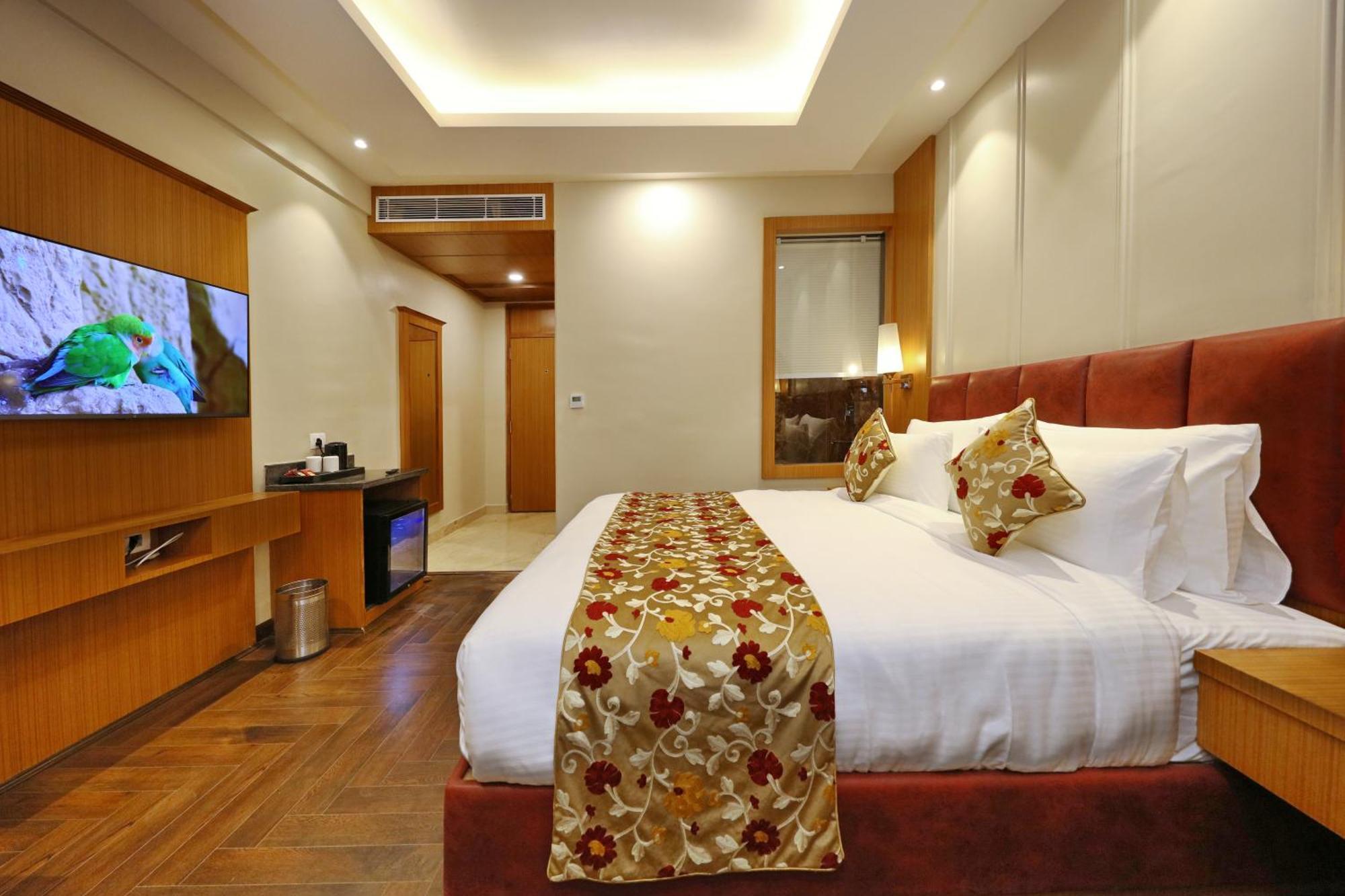 Hotel Blanco ศรีนาการ์ ภายนอก รูปภาพ
